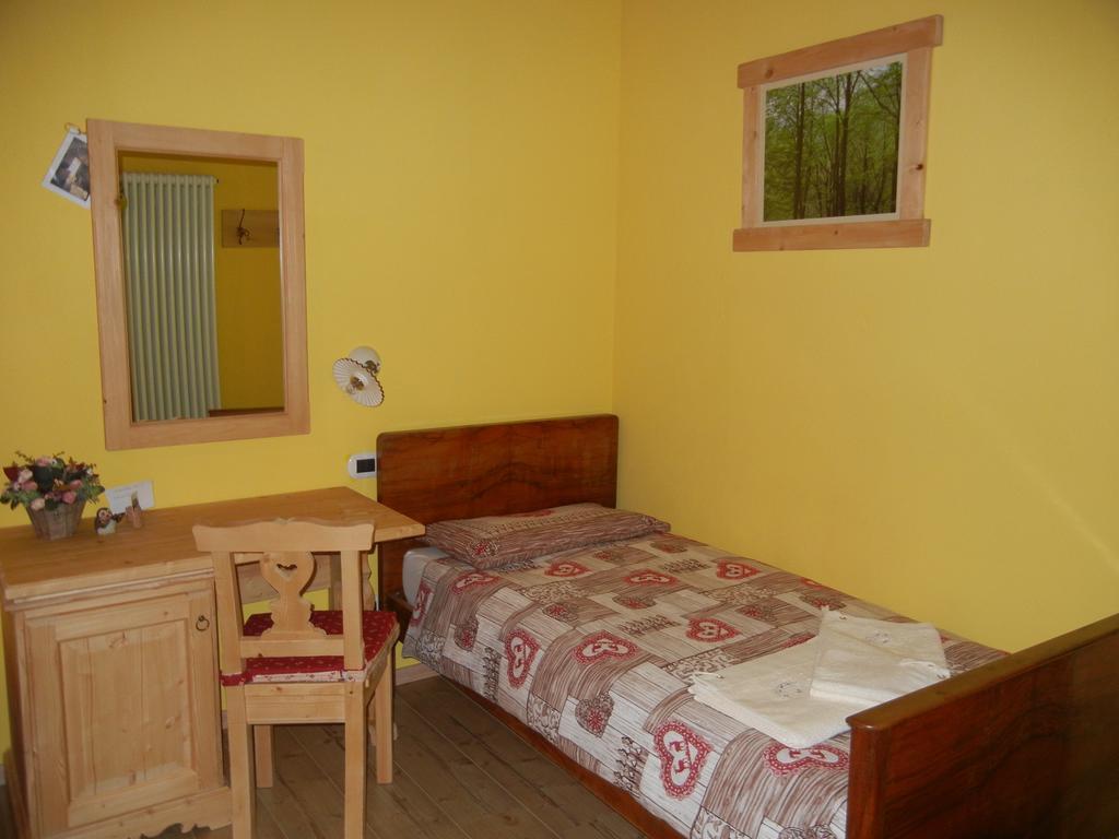 B&B La Casa Del Sole San Michele allʼAdige Habitación foto